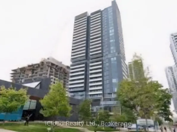 225 Sumach St #610, Toronto, ON M5A 0P8