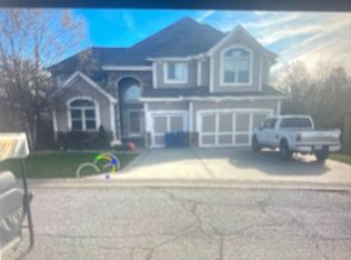 1213 N Hanover Ave, Independence, MO 64056