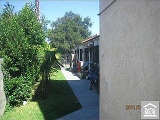 Building Photo 3