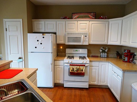 3rd image of 3578 Fishinger Mill Dr