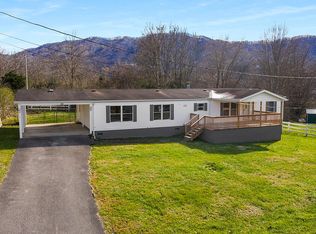 505 Cross Creek Rd, Dryden, VA 24243