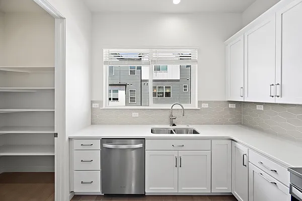 4037 Ascend Grv — Photo 19