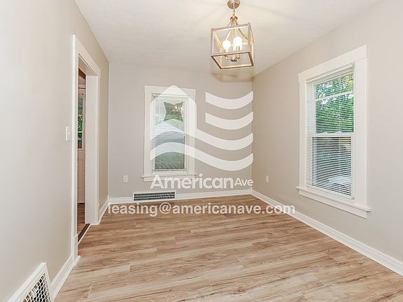 1081409_005_wm_-_dining_room_13187178.jpg