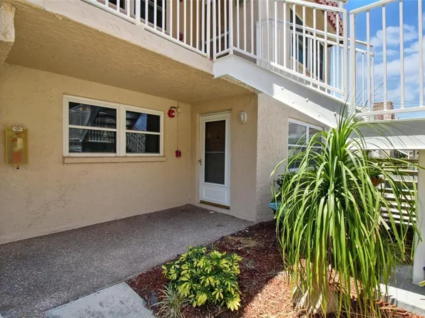 10035 63rd Ave N APT 12, Saint Petersburg, FL 33708