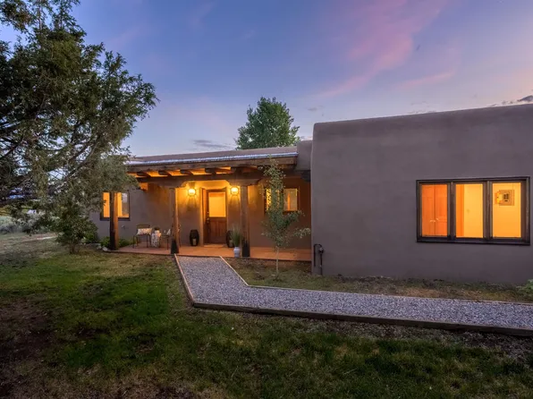 31 and 33 Juan de Dios Road, Arroyo Seco, NM 87514