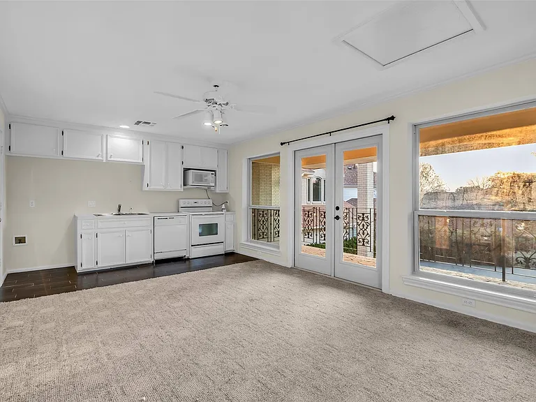 7159 Kingston Cove Ln — Photo 29