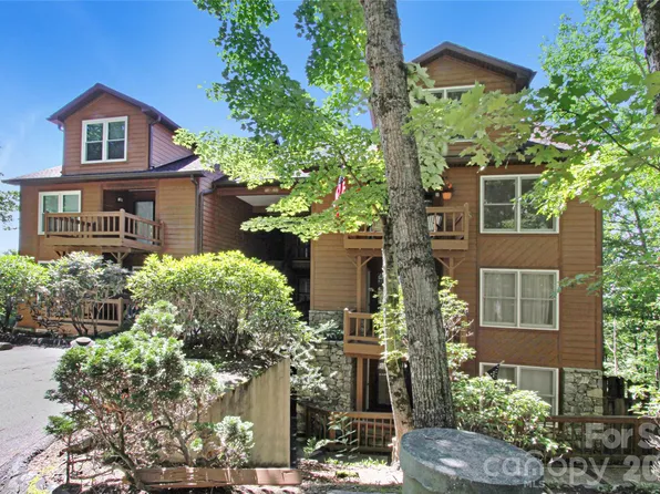 105 Toxaway Vws, Lake Toxaway, NC 28747