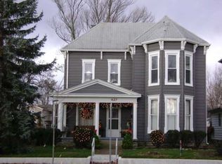 827 N Main St, Rushville, IN