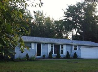 4747 Parkview Rd, West Farmington, OH 44491
