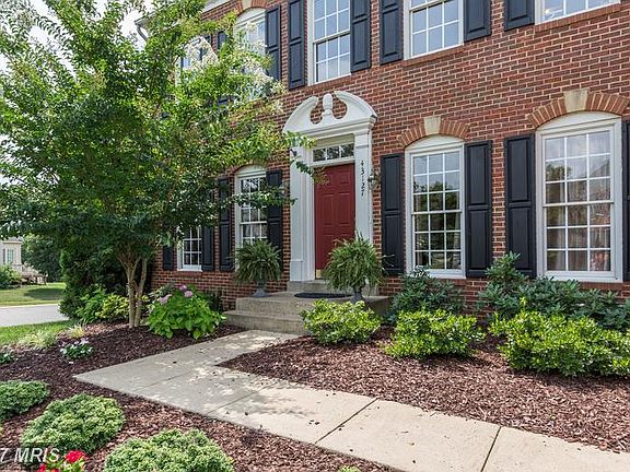 2nd image of 43127 Teaberry Dr