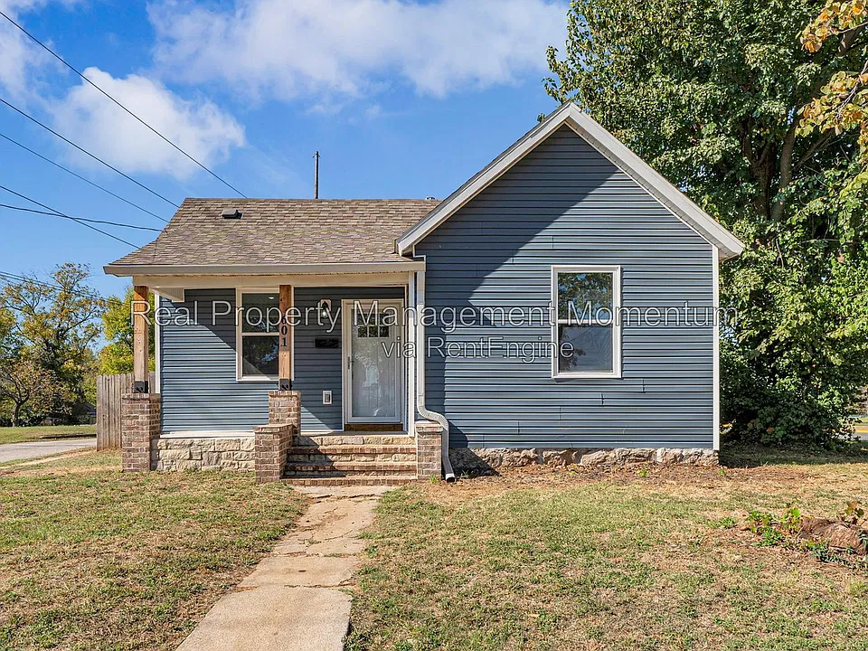 601 N Weaver Ave