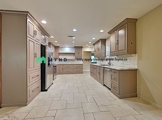 5608 Sycamore Dr, Dickinson, TX 77539