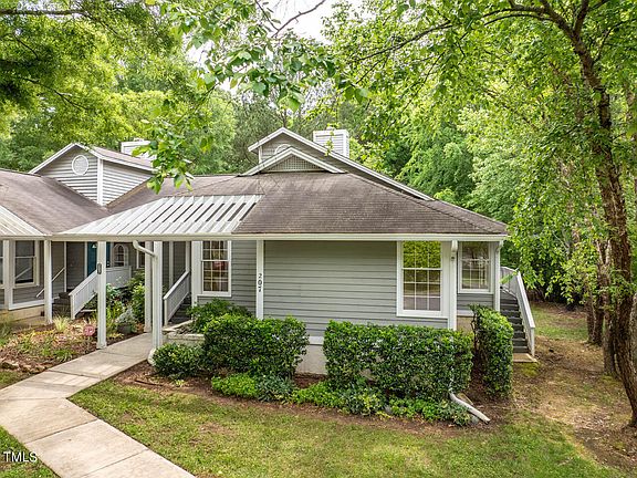 3rd image of 207 Kirkwood Dr