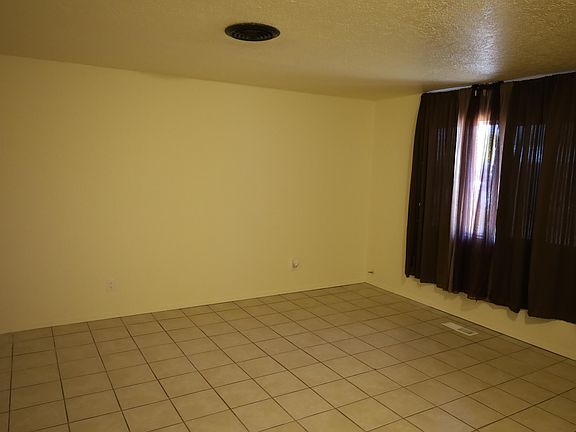 5th image of 451 Vista Dr SW