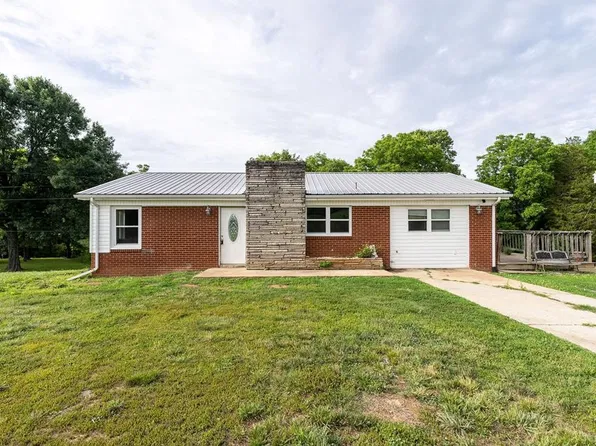 660 Highway 11 W, Mooresburg, TN 37811