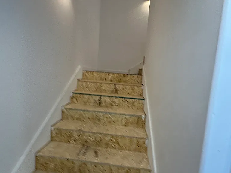 Center Ln — Photo 7