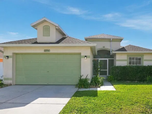 27741 Sugar Loaf Dr, Wesley Chapel, FL 33544