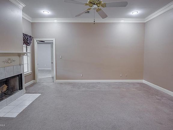 4th image of 107 Cricklade Ct