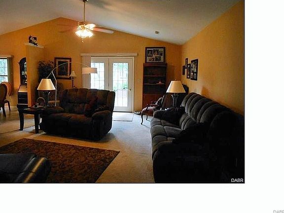 5th image of 959 Kings Dr
