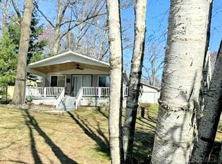 107 Waldenwood Cir, Prudenville, MI 48651