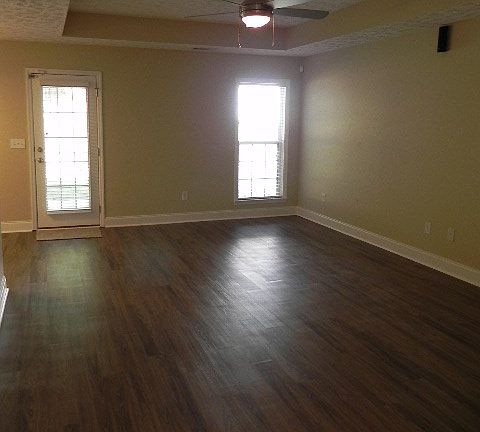 3rd image of 5113 Briarwood Ct