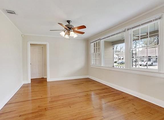 4th image of 1027 S Turnbull Dr