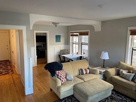 Living Room/Dining Room