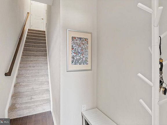 4th image of 23235 Milltown Knoll Sq Unit 110