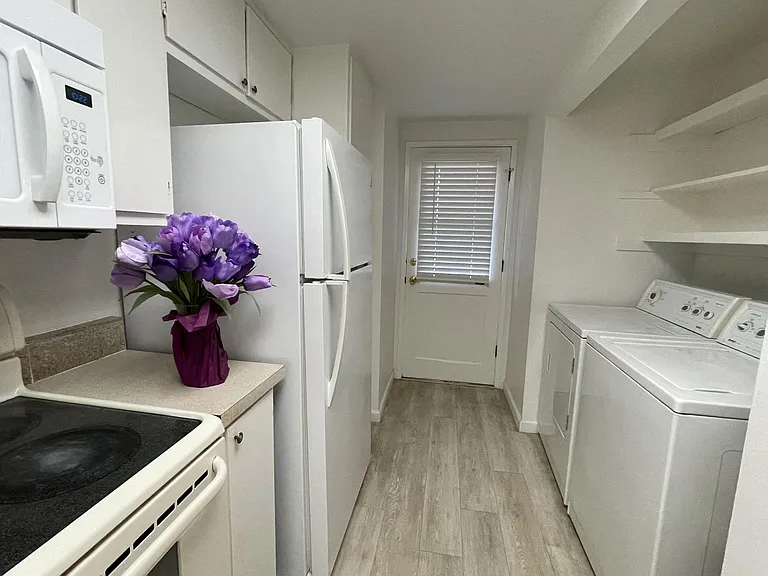 Kitchen and laundry