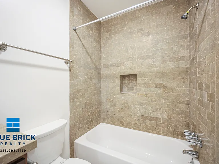 1832 Purdue Ave #205 — Photo 8