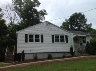 11 Summer St, Sharon, MA 02067