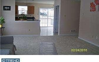 3rd image of 432 Gavin Dr