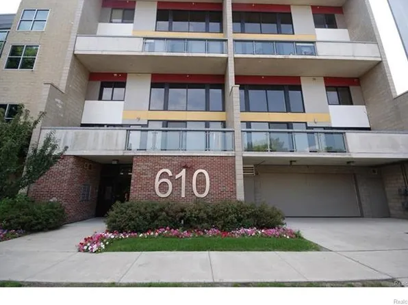 610 S Troy St Unit 201, Royal Oak, MI 48067