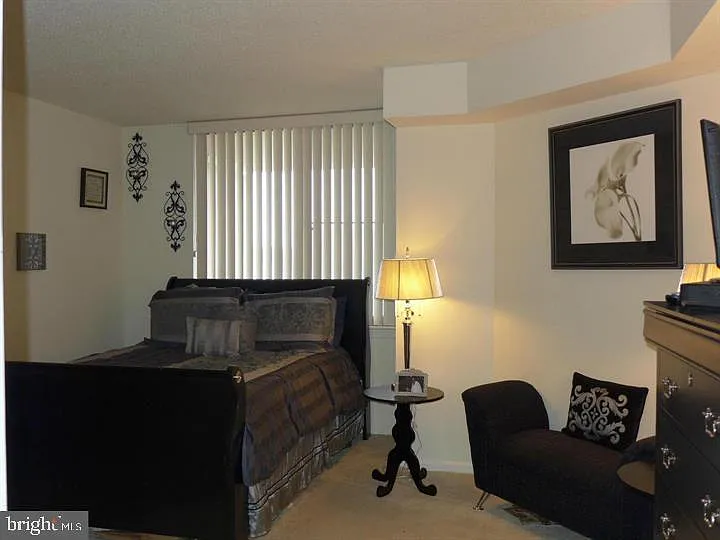 10101 Grosvenor Pl #1212 — Photo 3