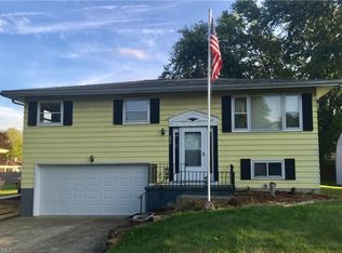 3624 Highmeadow Dr, Canfield, OH