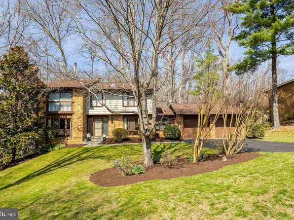 9122 Cricklewood Ct, Vienna, VA 22182