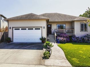 1710 Xavier Ct, Fortuna, CA 95540