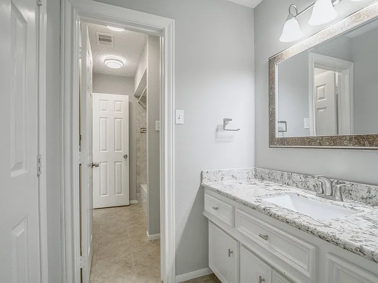 6302 Laver Love Dr — Photo 33