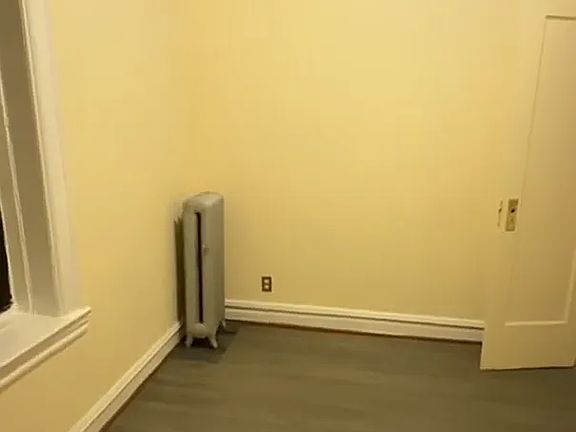 5th image of 1092 Lenox Rd #1L