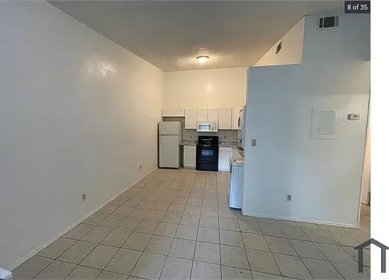 6832 Tiki Ln #4 — Photo 12
