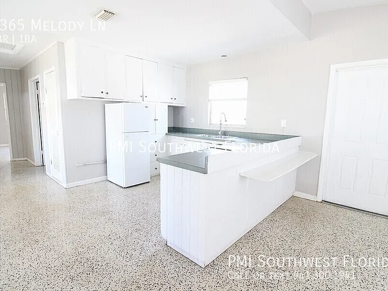 3365 Melody Ln — Photo 8