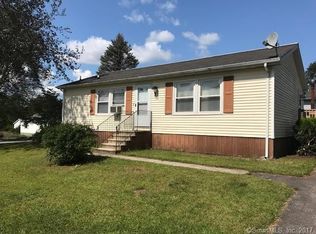 15 Connecticut Dr, Plainfield, CT 06374