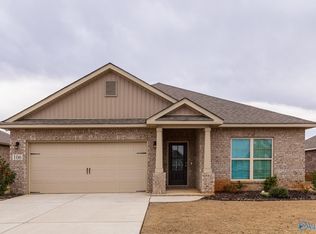 106 Elaina Grey Ct, New Market, AL 35761