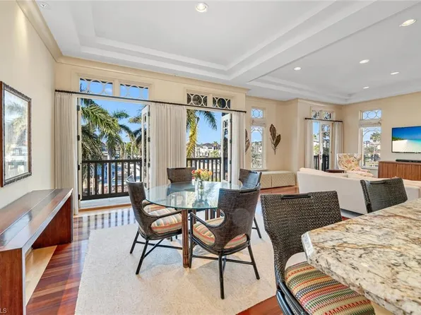 868 5th AVE S #3A, NAPLES, FL 34102