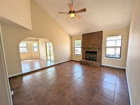 3rd image of 7705 Le Conte Dr