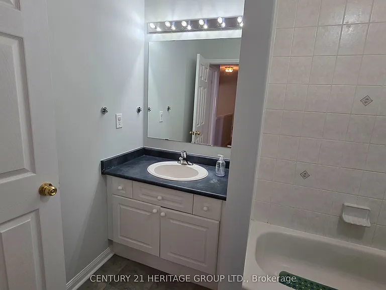 1134 Barclay Cir — Photo 23