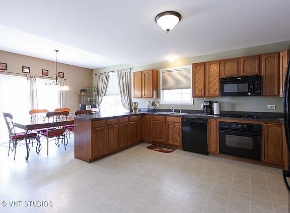 5th image of 1180 Shawford Way
