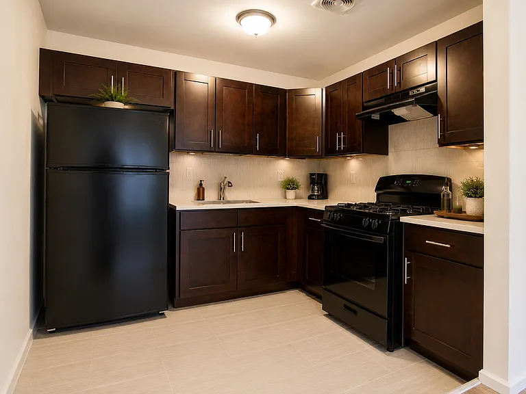 1355 Plimpton Ave #3 — Photo 3
