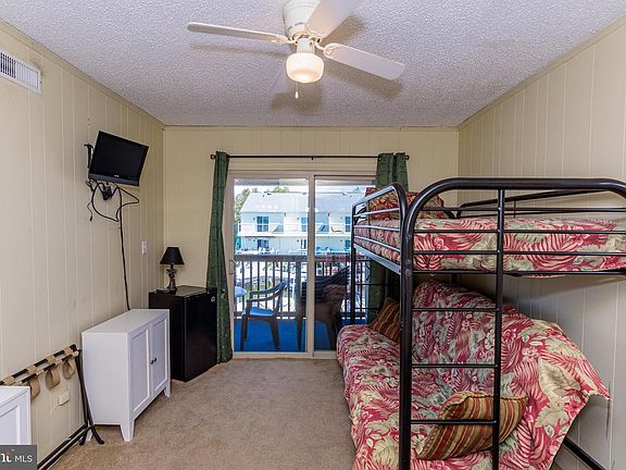 5th image of 128 Captains Quarters Rd Unit 201