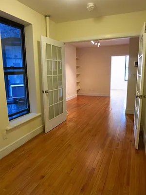 Rented by City & Suburban | media 22